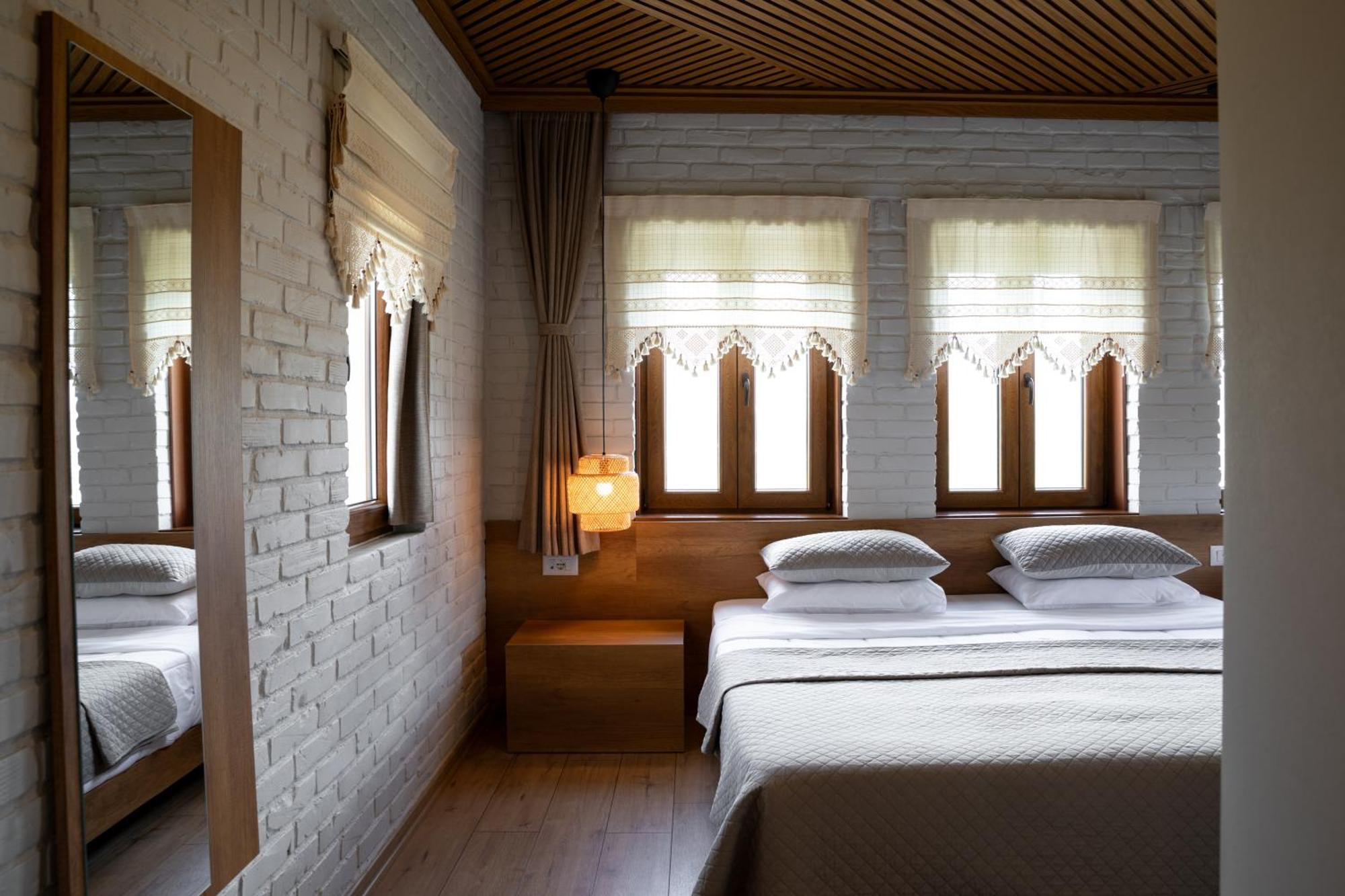 The Stone Sky Hotel Gjirokaster Ngoại thất bức ảnh