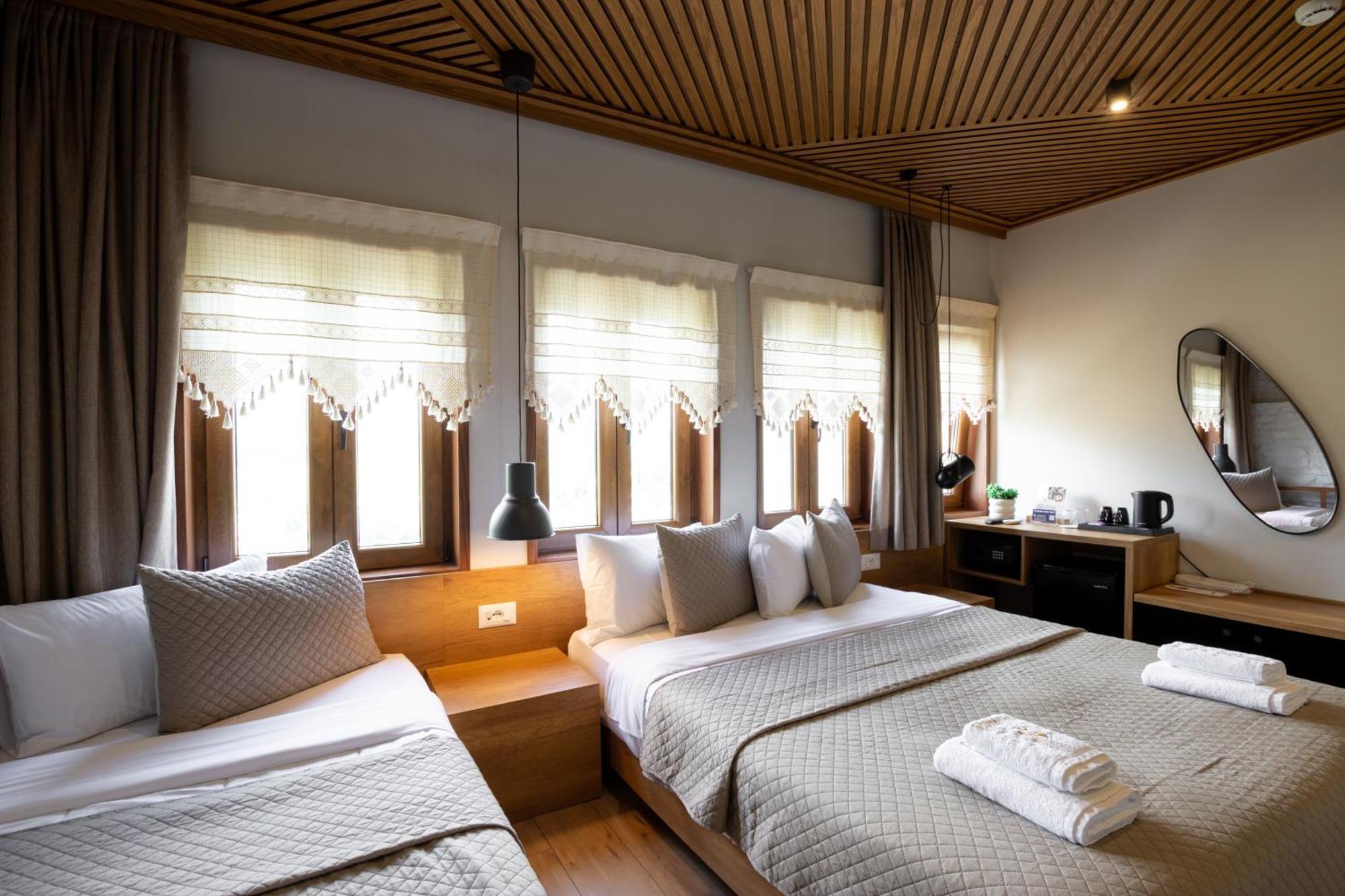 The Stone Sky Hotel Gjirokaster Ngoại thất bức ảnh
