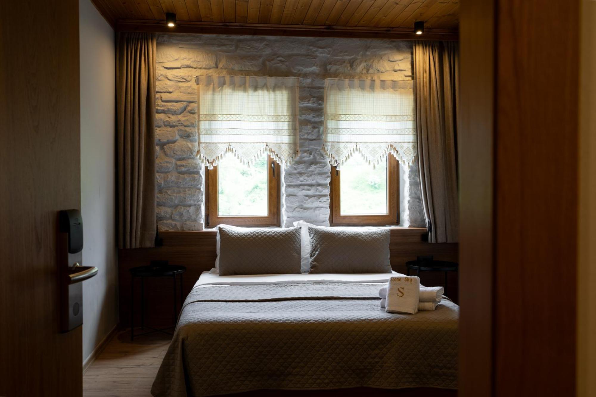 The Stone Sky Hotel Gjirokaster Ngoại thất bức ảnh