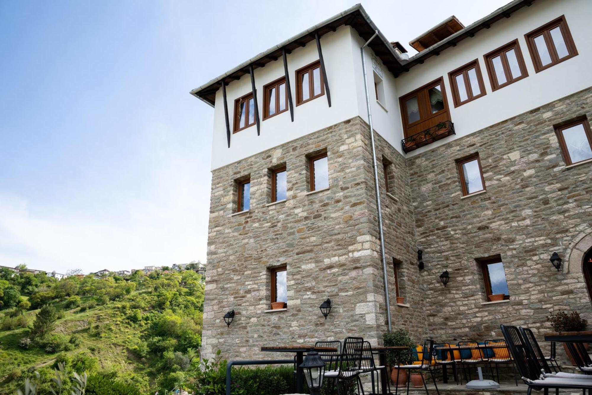 The Stone Sky Hotel Gjirokaster Ngoại thất bức ảnh